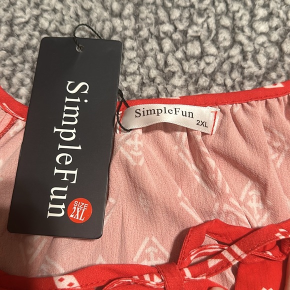 Red Blouse - Simple Fun - Picture 3 of 3